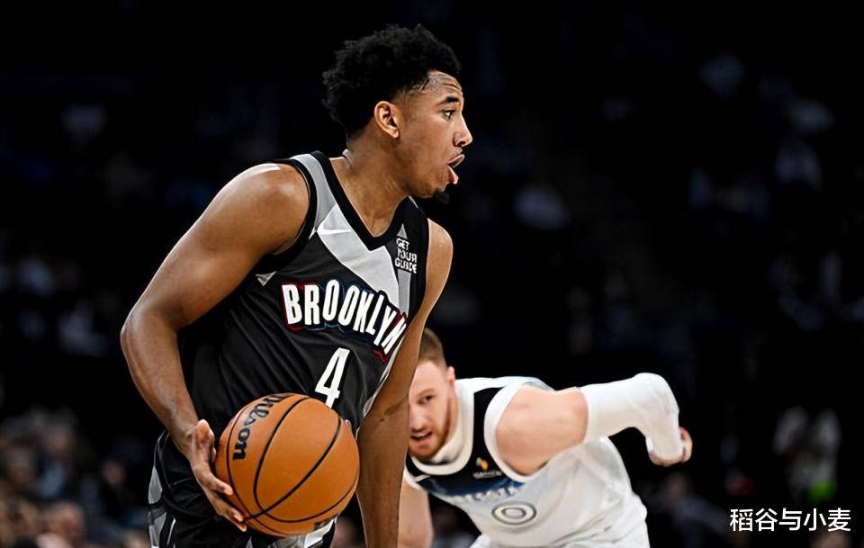 包含奥兰多魔术迎NBA常规赛关键赛；训练课后官宣签约；媒体盛赞；团队化学反应显著的词条-aiyouxi