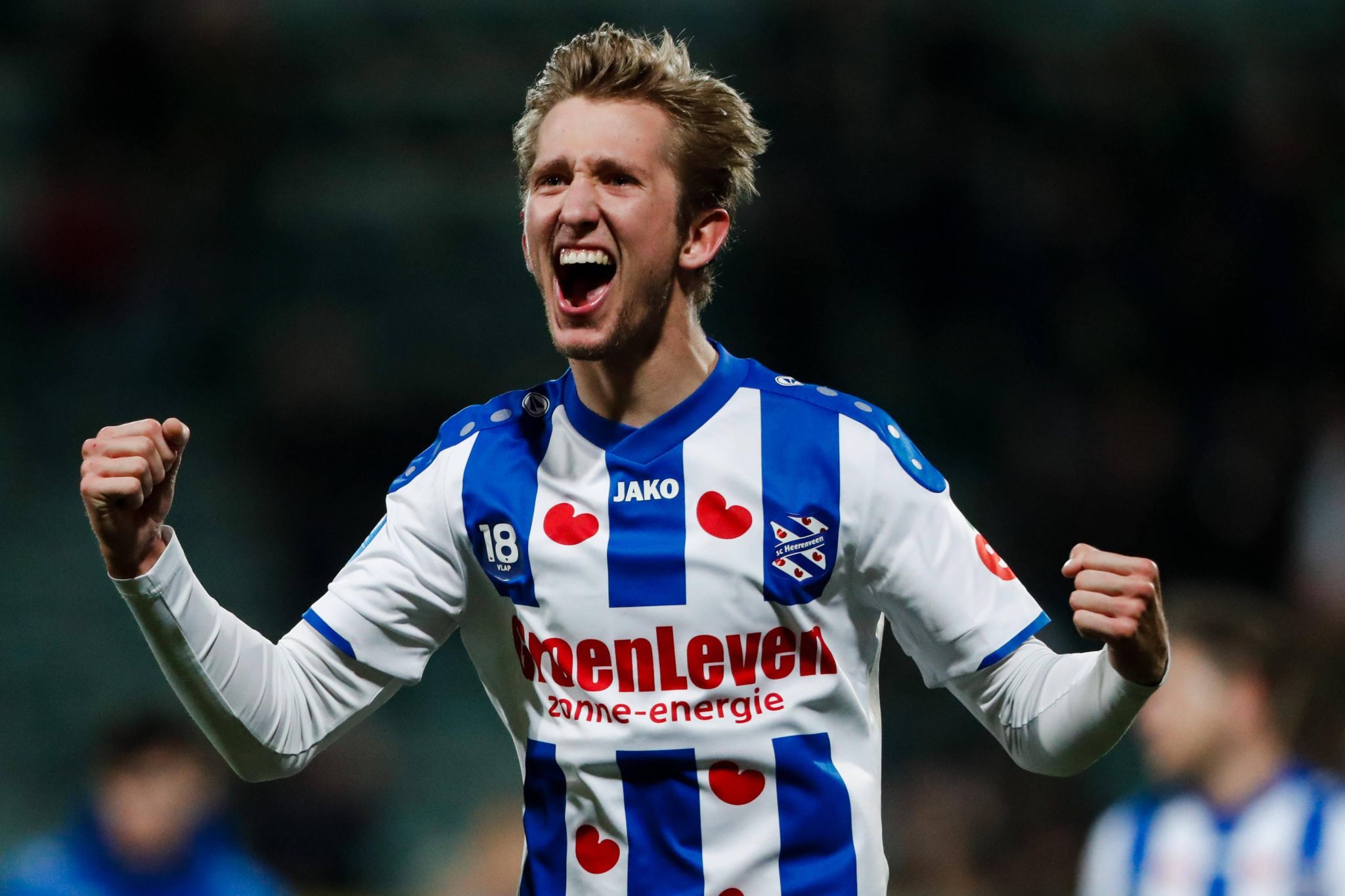 关于荷甲今夜走向成谜，埃因霍温状态回暖，管理层满意，赛程密集仍需轮换的信息-爱游戏app